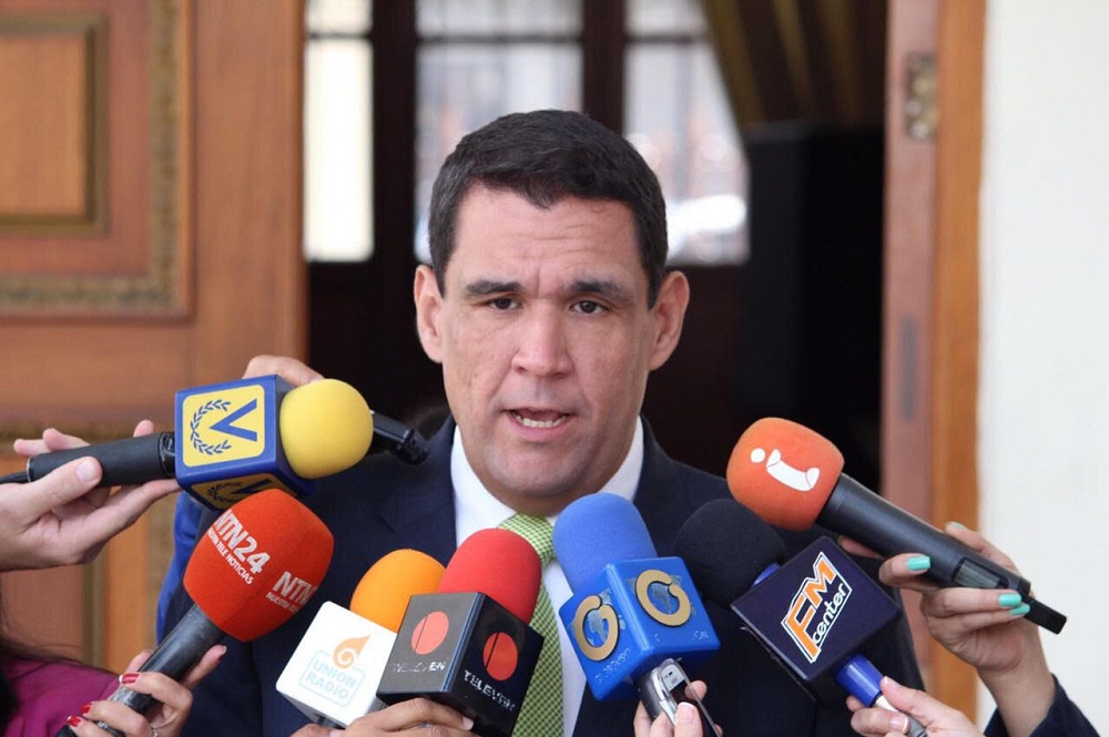 Matheus: Maduro pretende ejecutar un Fujimurazo en Venezuela (Audio)
