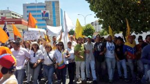En Mérida también marchan y se unen a #VzlaTrancaContraElGolpe (Fotos)