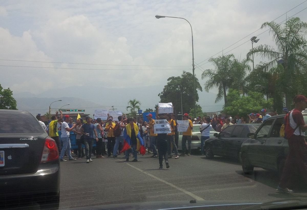 En Maracay se sumaron a la protesta para exigir elecciones #10Abr (Fotos)