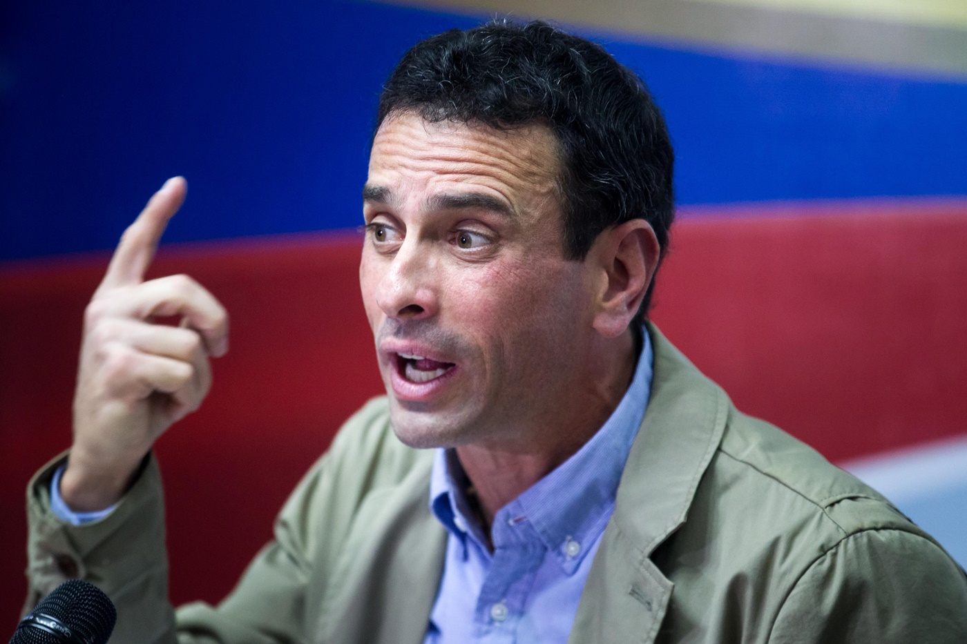 Capriles: Si fuéramos violentos, ya hubiésemos tumbado al gobierno