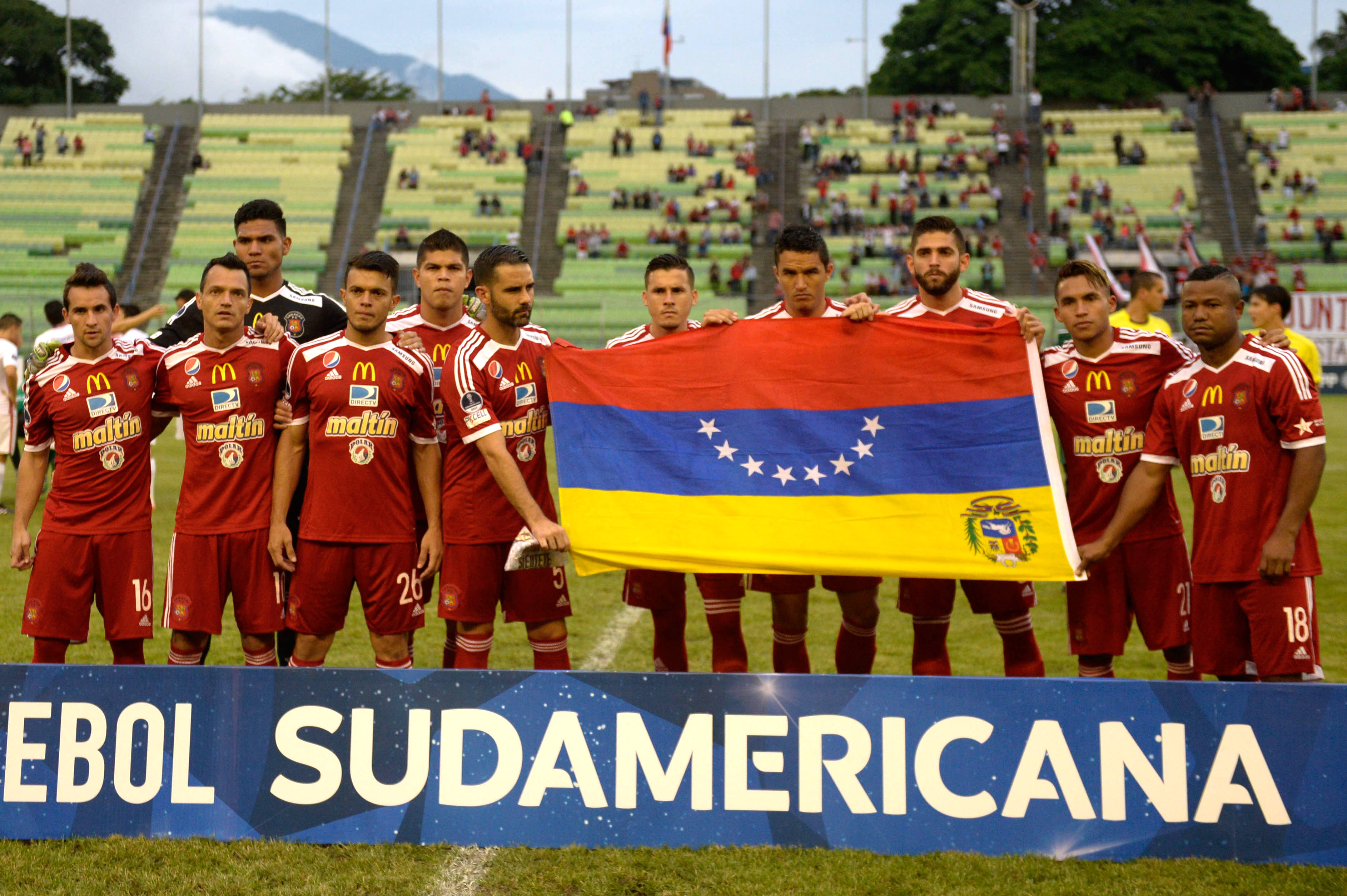 Caracas FC sacó una importante victoria sobre La Guaira en la semifinal del Torneo Apertura