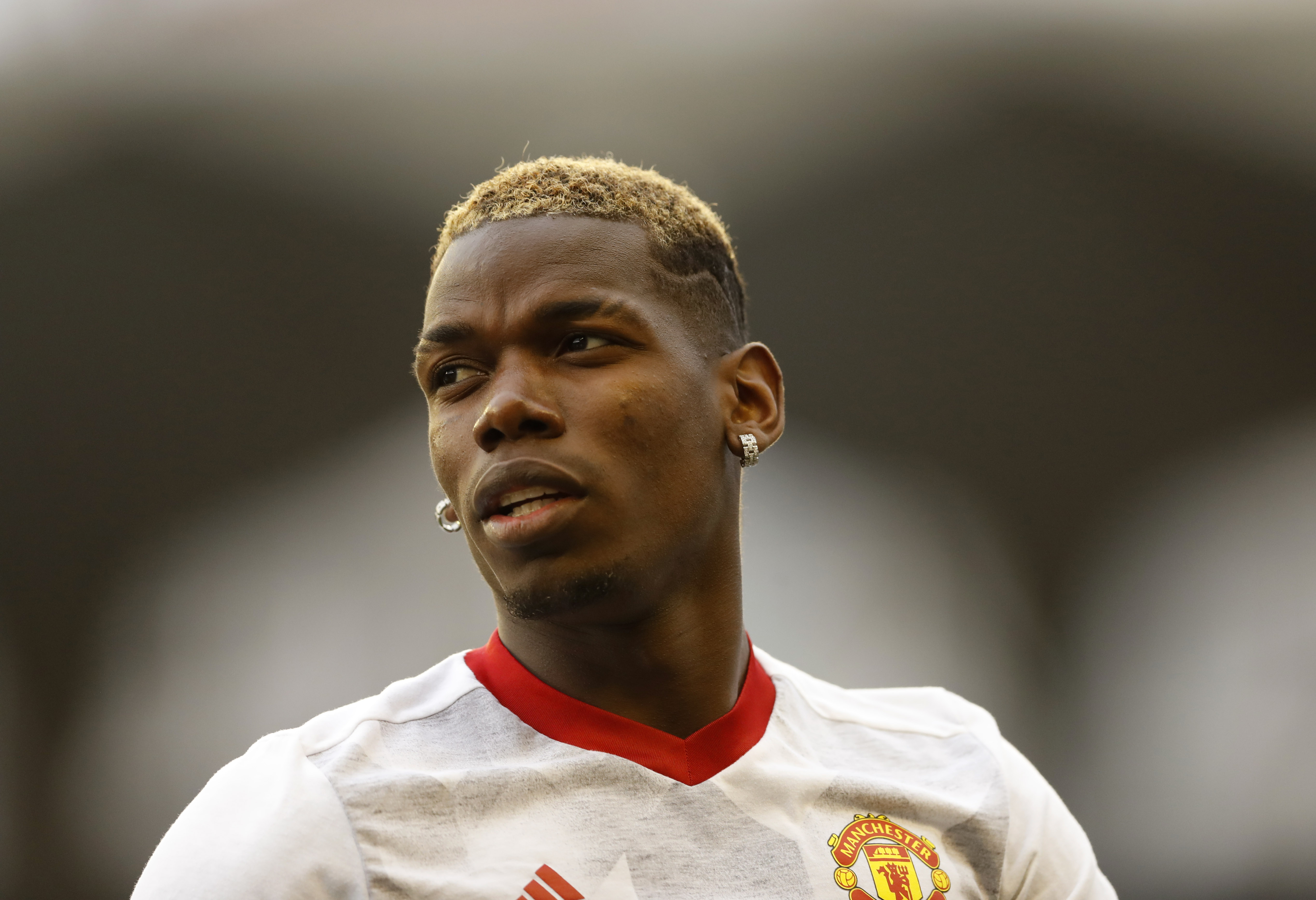 Manchester United condena los insultos racistas contra Paul Pogba
