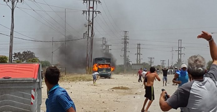 Incendian camión de la GNB en Nueva Esparta ¿quiénes fueron? ¿manifestantes o funcionarios? (Video)