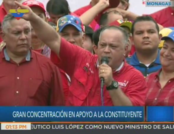 Diosdado Cabello: Quienes voltean la bandera son los que matan a su propia gente