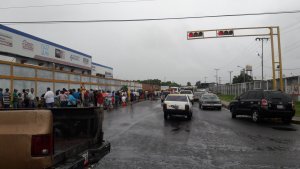 En Puerto Ordaz deben hacer colas “kilométricas” para comprar Gas Comunal