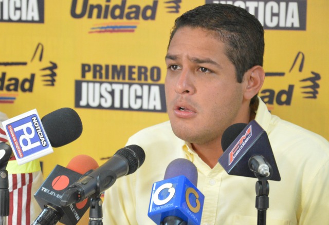 Olivares: La esperanza de Maduro es que la oposición no vote en Regionales