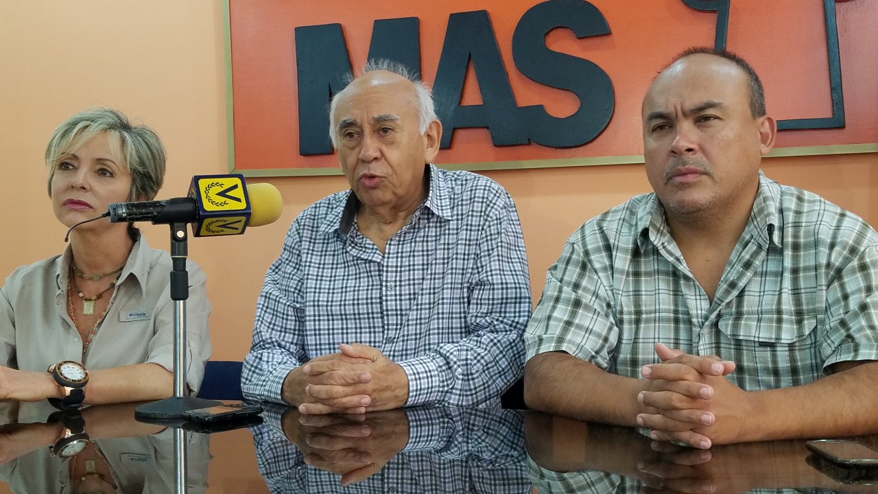 MAS: Llamado a nueva constituyente podría ser el detonante a una guerra civil