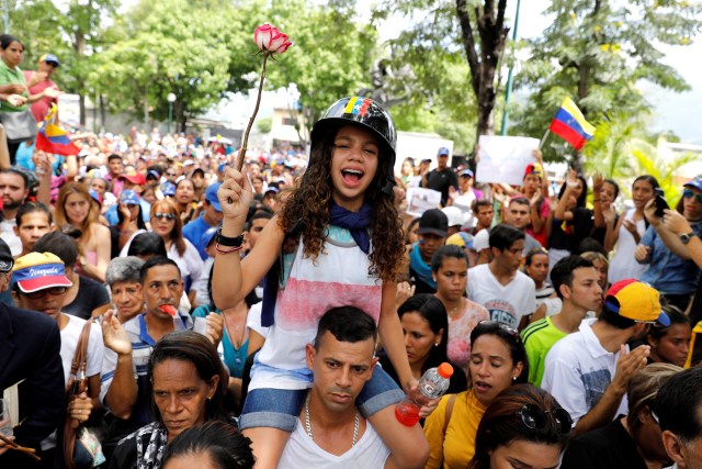 Alejandra Lander, hermana de Neomar Lander. REUTERS/Carlos Garcia Rawlins