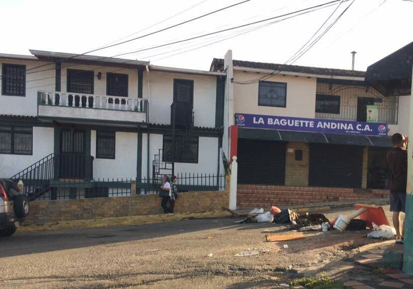 En algunas zonas de Táchira inició el trancazo desde temprano #28Jun