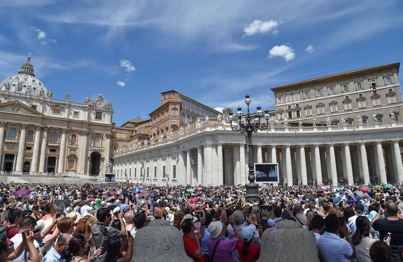 El Papa reza por Venezuela y expresa su cercanía a familias que perdieron sus hijos en protestas