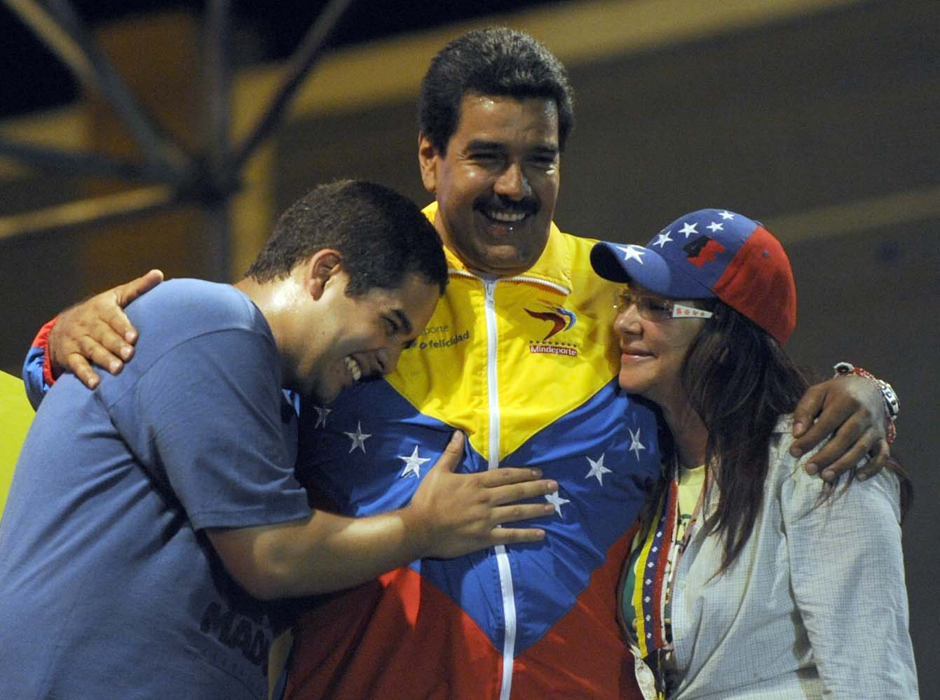 Los zares del régimen se aferran al oro en Venezuela