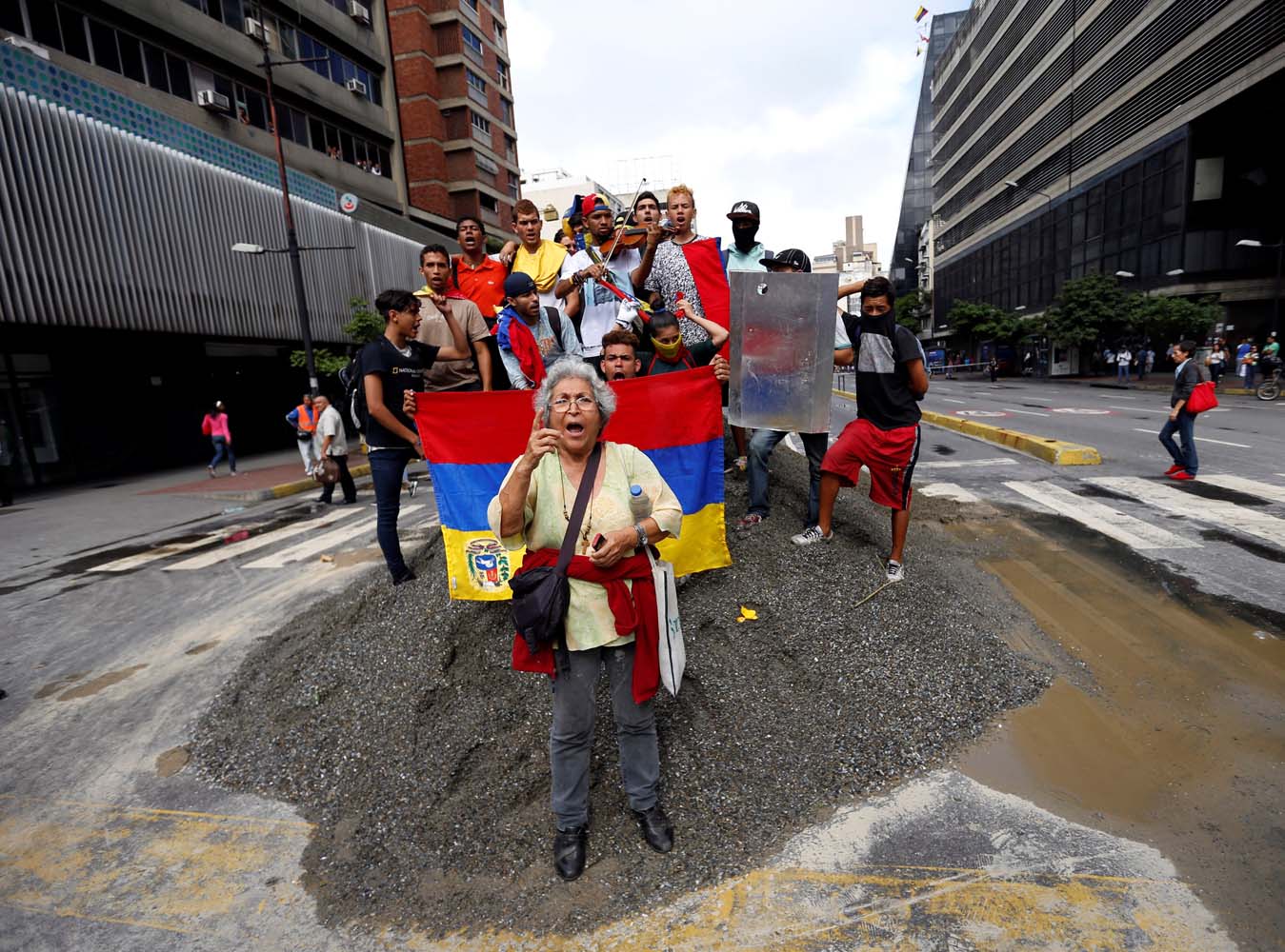 Caos en Caracas por trancazo espontáneo #18Jul