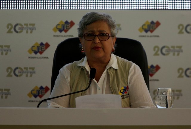 La presidenta del CNE, Tibisay Lucena. REUTERS/Marco Bello