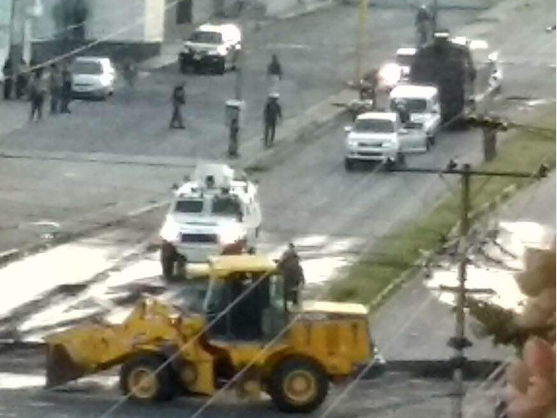 Con “fauna” represora retiran barricadas en Mérida #28Jul