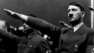 La última sobreviviente del búnker de Hitler cuenta en sus memorias los días finales del nazismo