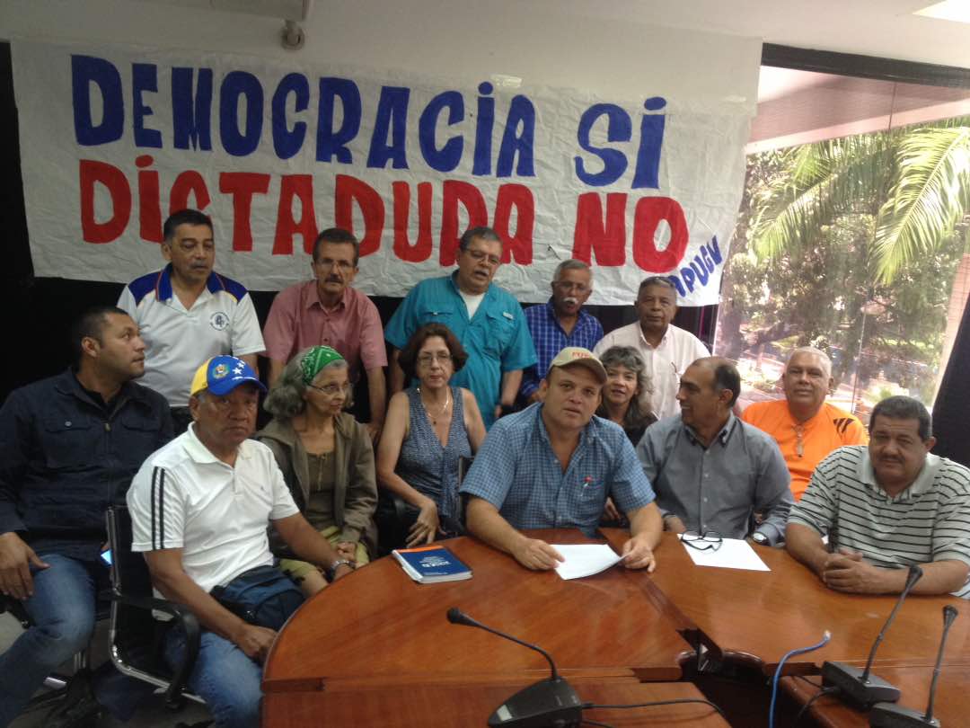 Trabajadores rechazan convocatoria a la Constituyente y se declaran en rebeldía y movilización general.