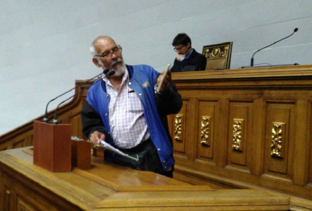 Arnoldo Benitez, diputado de la AN //  Foto Asamblea Nacional
