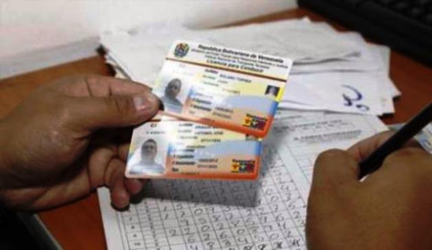Cómo sacar la licencia en el Intt para manejar fuera de Venezuela