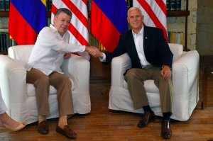Santos planteó descartar opción militar y EEUU afirmó que no descansará hasta que vuelva la democracia en Venezuela