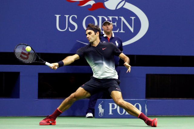 Tennis - US Open - New York, U.S. - September 4, 2017 - Roger Federer of Switzerland in action during his fourth round match against Philipp Kohlschreiber of Germany. REUTERS/Andrew Kelly