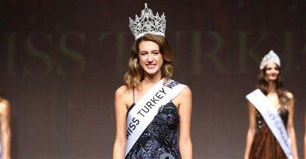 Miss Turquía pierde su corona por un tuit sobre el fallido golpe de Estado