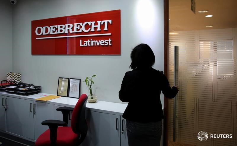 Odebrecht reconoce sobornos para allegados de expresidente panameño Martinelli