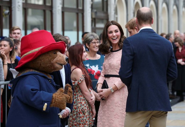 Britain's Prince William, Catherine, The Duchess of Cambridge and Prince Harry attend the Charities Forum at Paddington Station in London, October 16, 2017. REUTERS/Jonathan Brady/Pool