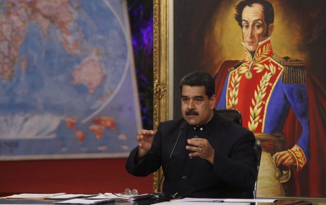 Maduro durante la juramentación de Héctor Rodríguez. Foto: @PresidencialVen