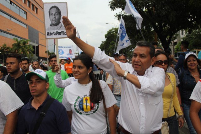 Ramón Guevara con su experiencia, logra concatenar junto a los jóvenes su mensaje de reconstrucción de Mérida