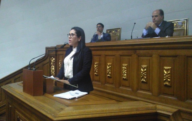Larissa González, ex candidata a la gobernación de Delta Amacuro // Foto @AsambleaVE
