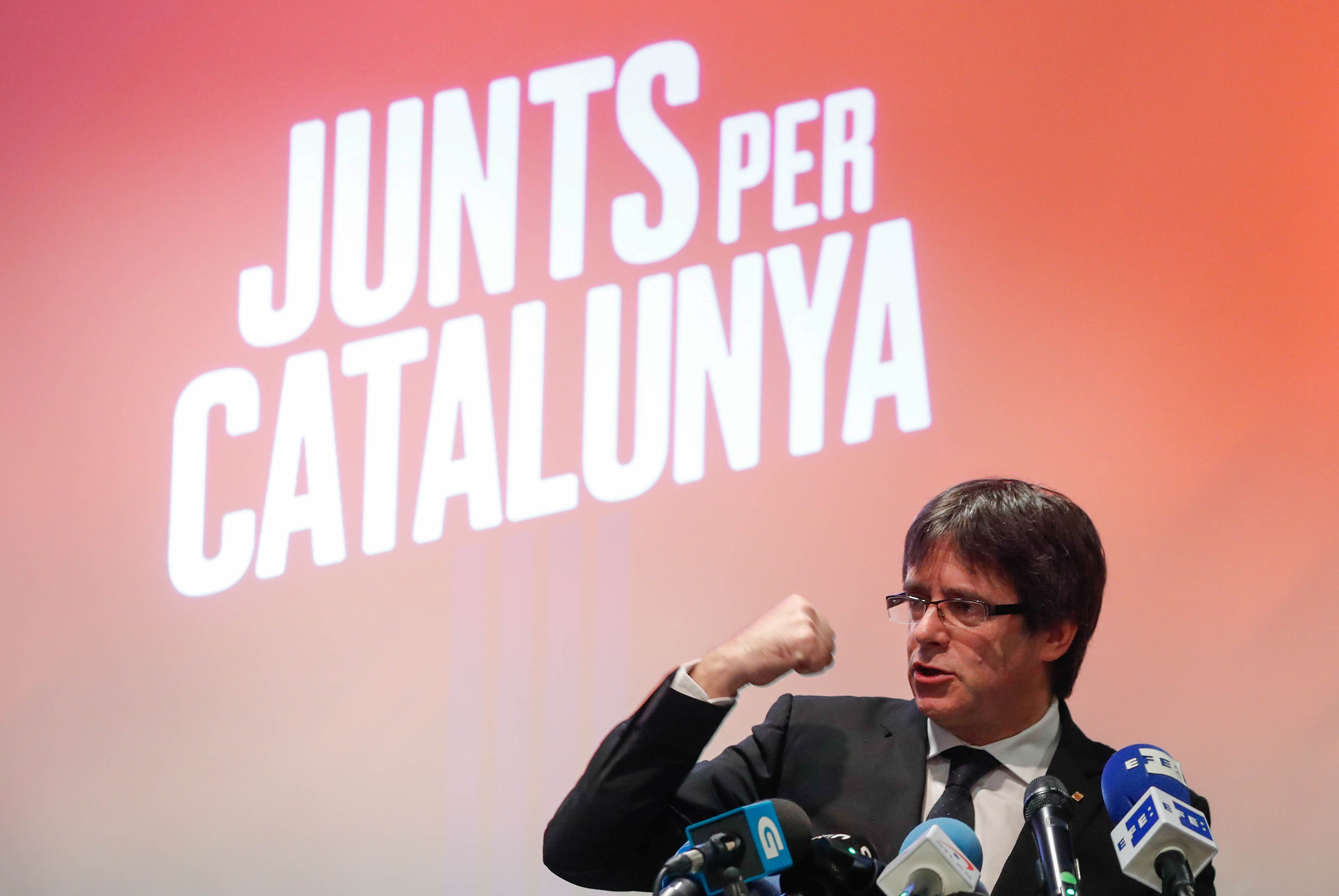 Puigdemont: Las elecciones deben ratificar la voluntad de Cataluña de ser independiente