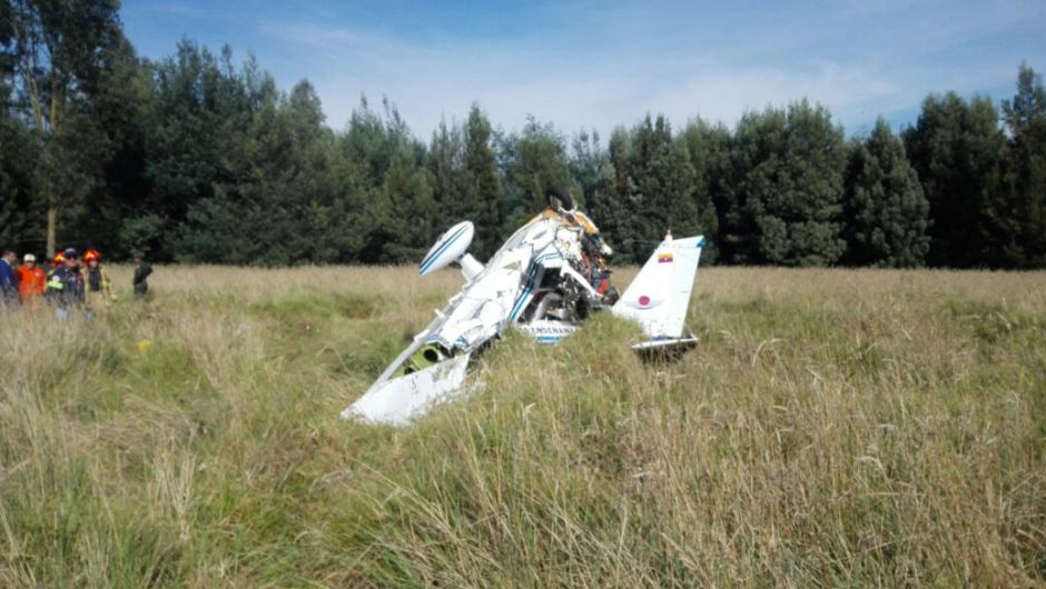 Dos muertos en accidente de aeronave en Colombia (foto)