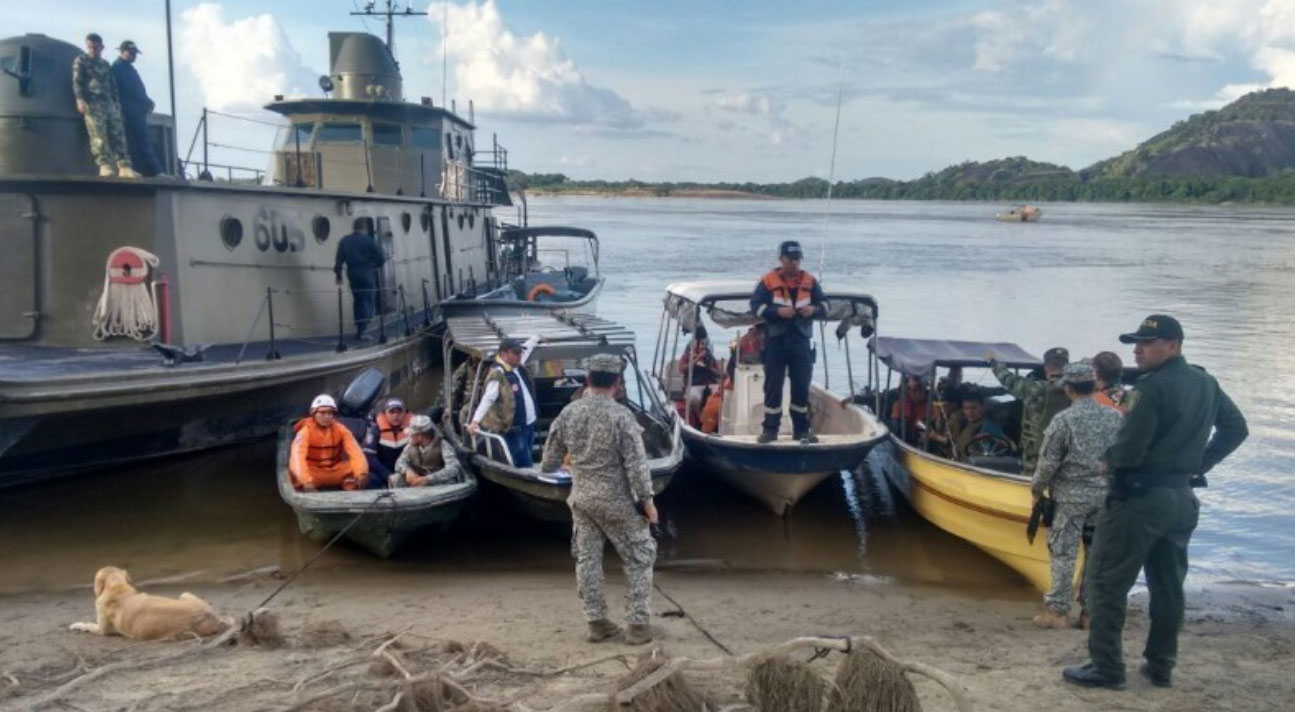Rescatan cinco cadáveres tras naufragio de embarcaciones en el río Orinoco