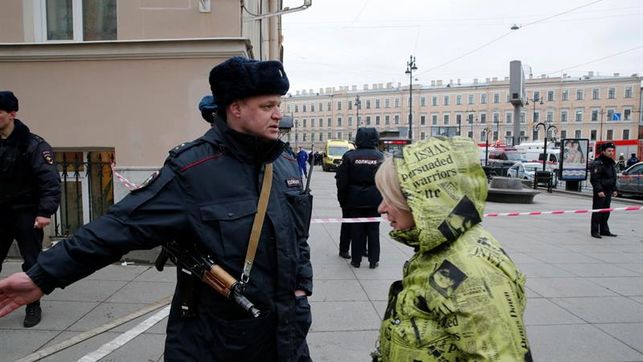 Diez heridos en explosión en un supermercado de San Petersburgo