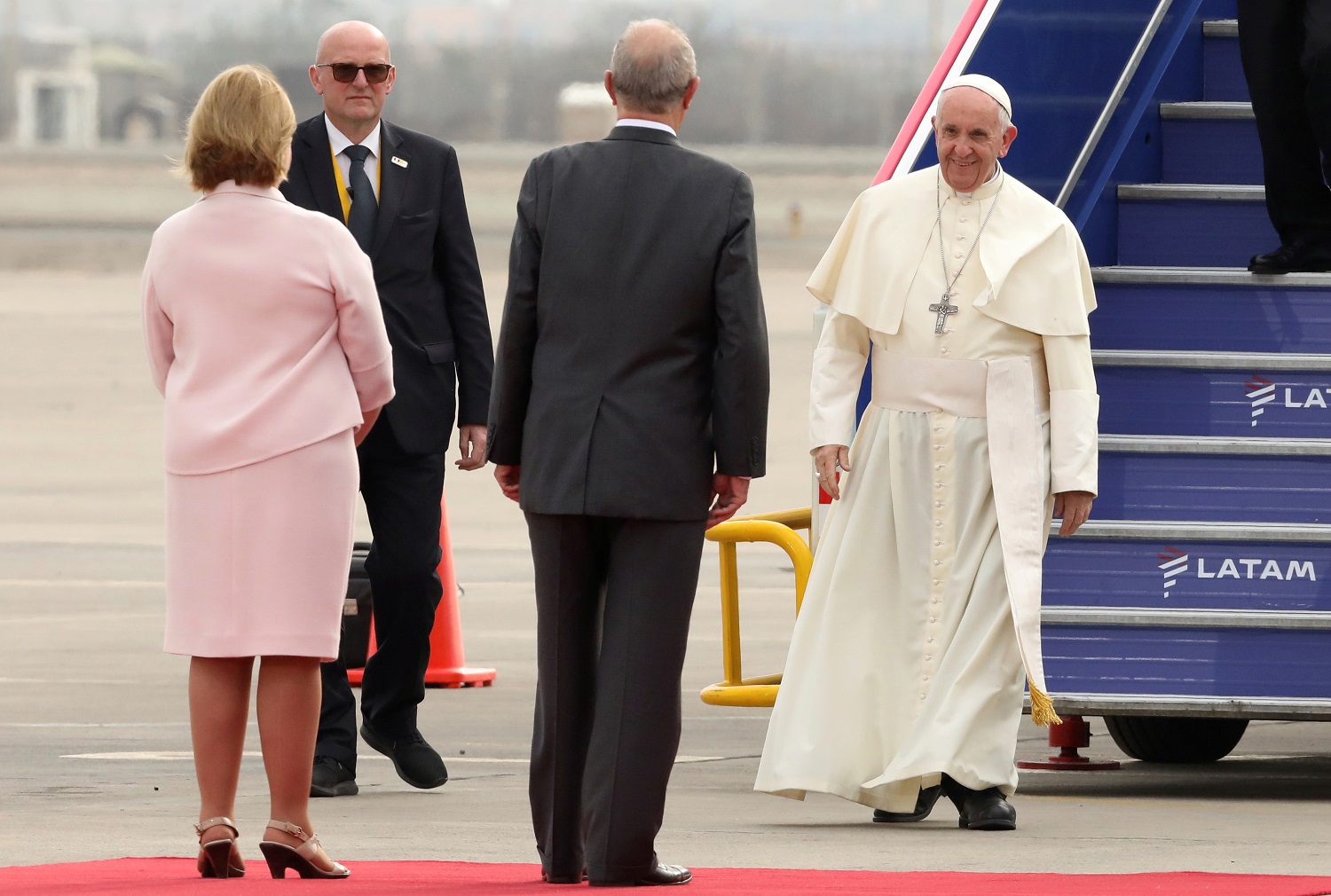 “Recen por mí, no se olviden”, pide el papa a sus fieles peruanos