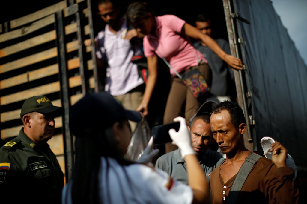 EN FOTOS: Así fue el desalojo de venezolanos que acampaban en Cúcuta