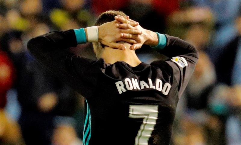 El Real Madrid se aleja de la pelea por la Liga tras empatar en Vigo