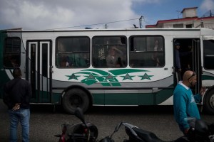 Roban autobús que cubría la ruta Valencia-Puerto La Cruz y dejan a los pasajeros en ropa interior