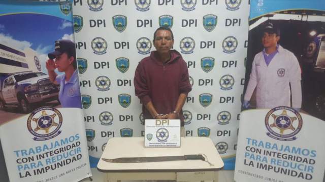 Elvin Sánchez fue detenido por agentes de la DPI (Foto: laprensa.hn)