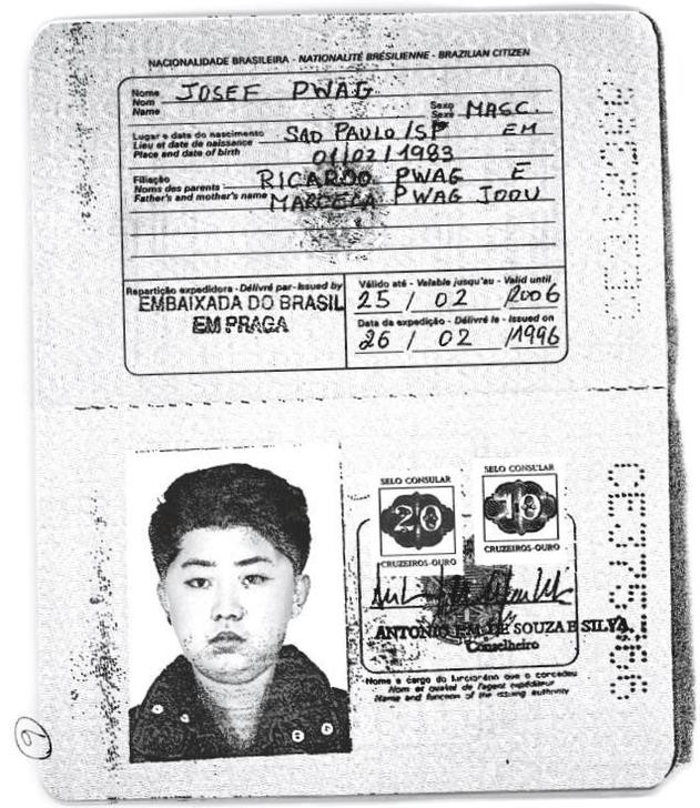 Imagen escaneada obtenida por Reuters muestra un pasaporte brasileño auténtico emitido para el líder norcoreano Kim Jong-un. Imagen cedida a REUTERS