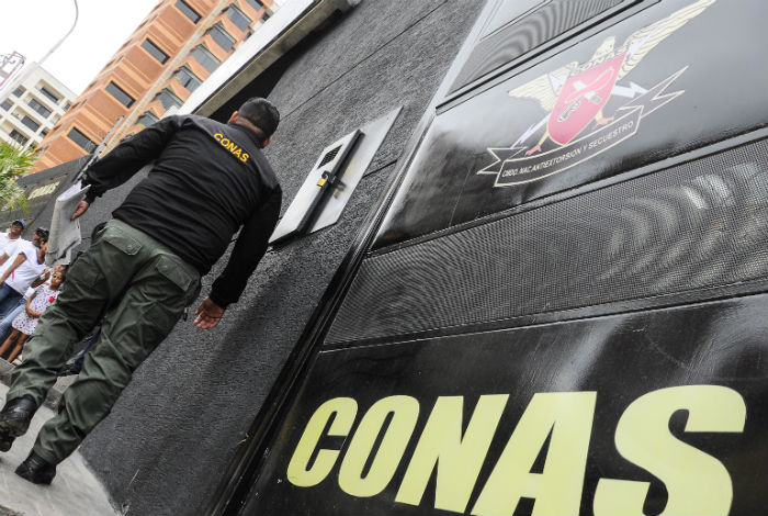 Funcionario del Conas está siendo investigado por abusar de una detenida en Bolívar