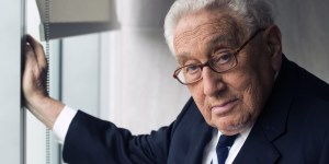 Henry Kissinger: El estilo de la política exterior de Trump es “extraordinario y nuevo”