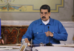 Maduro dice que Ramos Allup está lanzando por la borda el patrimonio de AD al no ir a presidenciales