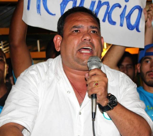 El coordinador político de Acción Democrática en el estado Bolívar, Simón Andarcia