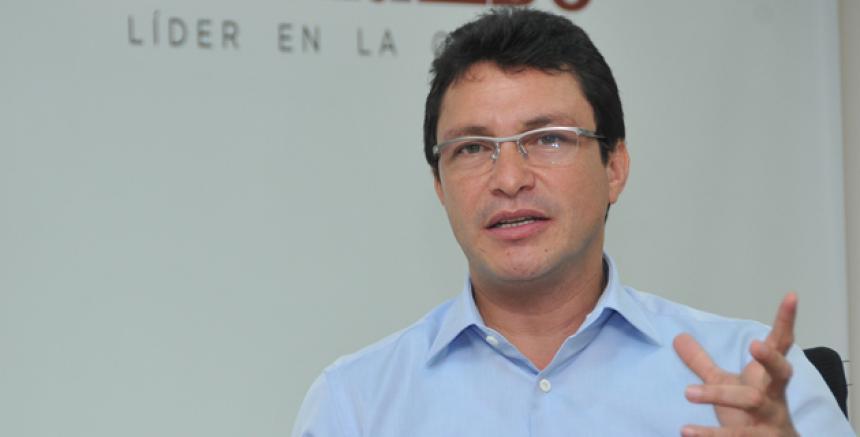 Candidato presidencial colombiano Carlos Caicedo: Maduro ha polarizado Venezuela