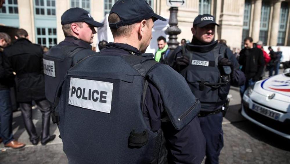 La pareja del yihadista asesino en Francia estaba fichada por riesgo terrorista