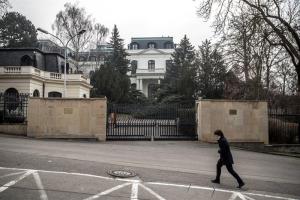 Hungría expulsa a un diplomático ruso por ataque al exespía en el Reino Unido