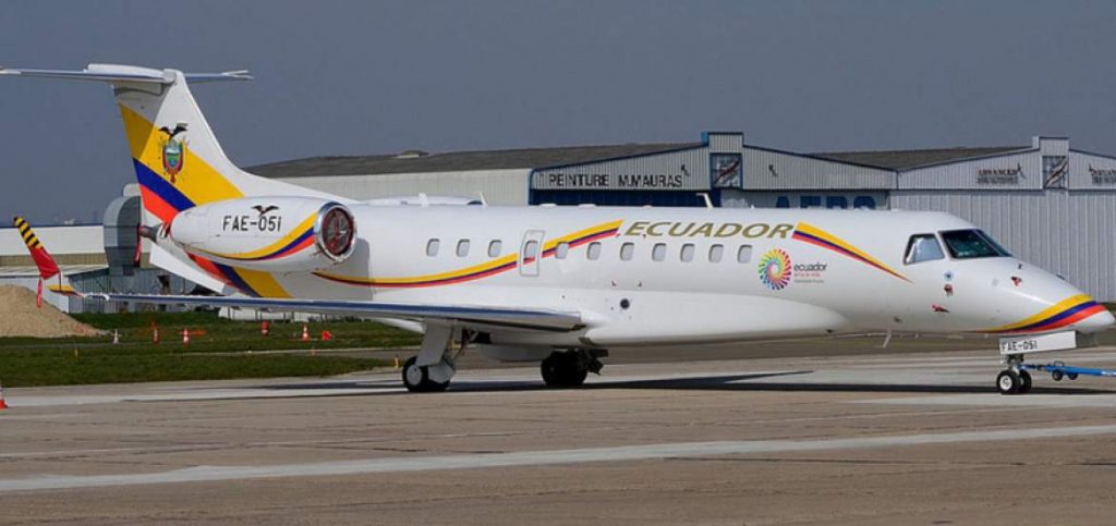 Avión presidencial de Ecuador aterriza de imprevisto en Chile por problema mecánico