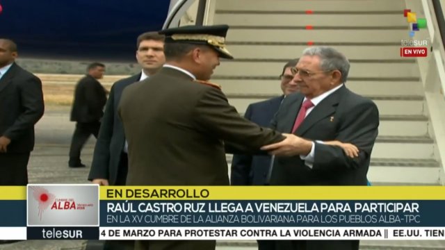 Raúl Catro, presidente de Cuba aterrizó en el país para participar en la Cumbre del Alba (Foto: teleSUR TV ? @teleSURtv)