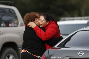 Tres mujeres y el presunto atacante, muertos en toma de rehenes en California